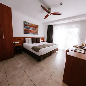 4* Hotel Cucuve